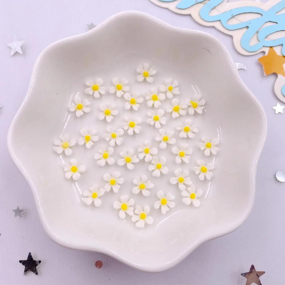 100Pcs 7mm Resin 3D Colorful Mini Osmanthus Flower Gems Flat back Stone Scrapbook Jewelry Wedding Applique Nail Art Decor Crafts
