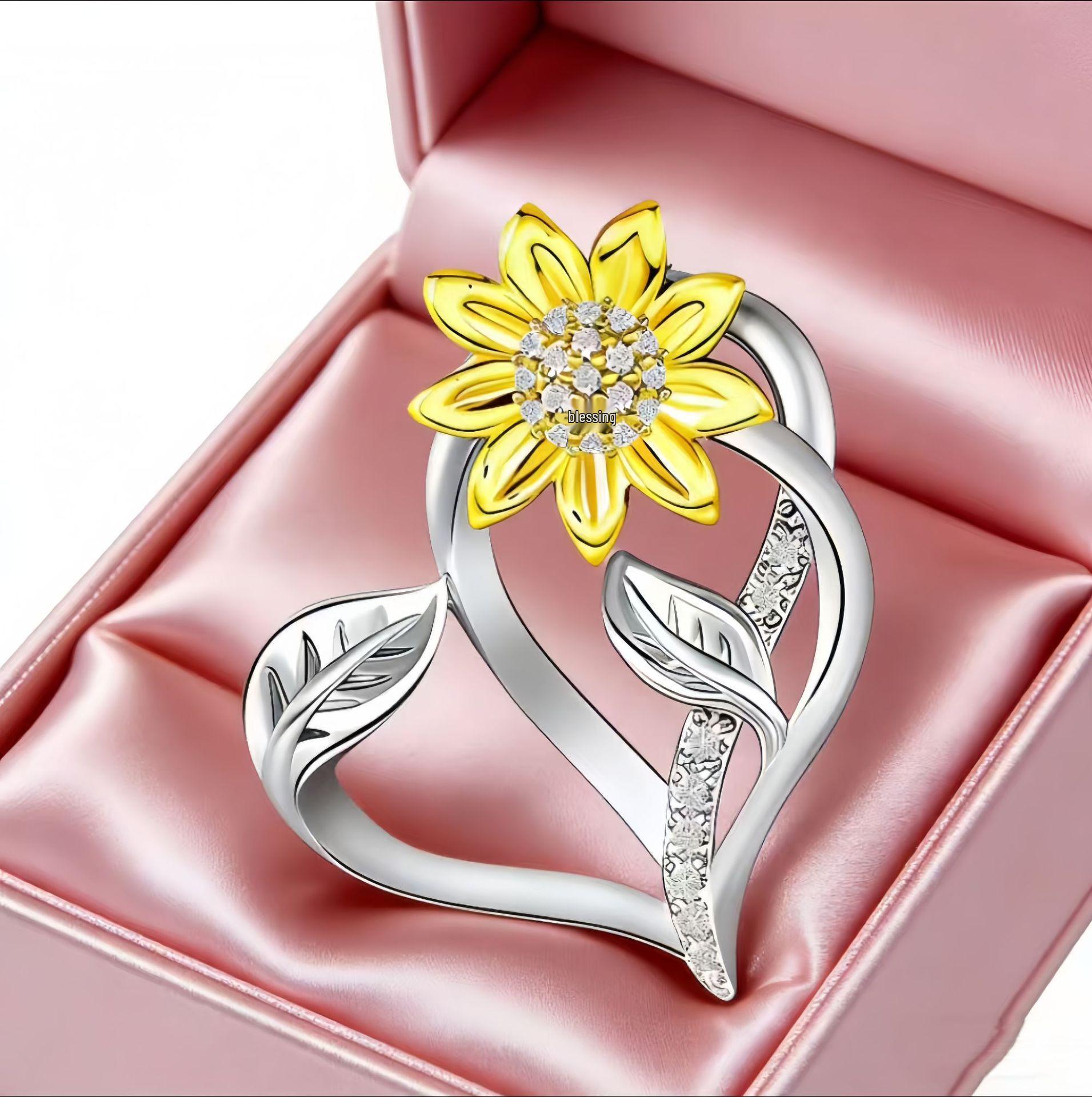 Sunflower Heart-Shaped Zircon Necklace - Women s Spring 2026 Light Luxury Jewelry