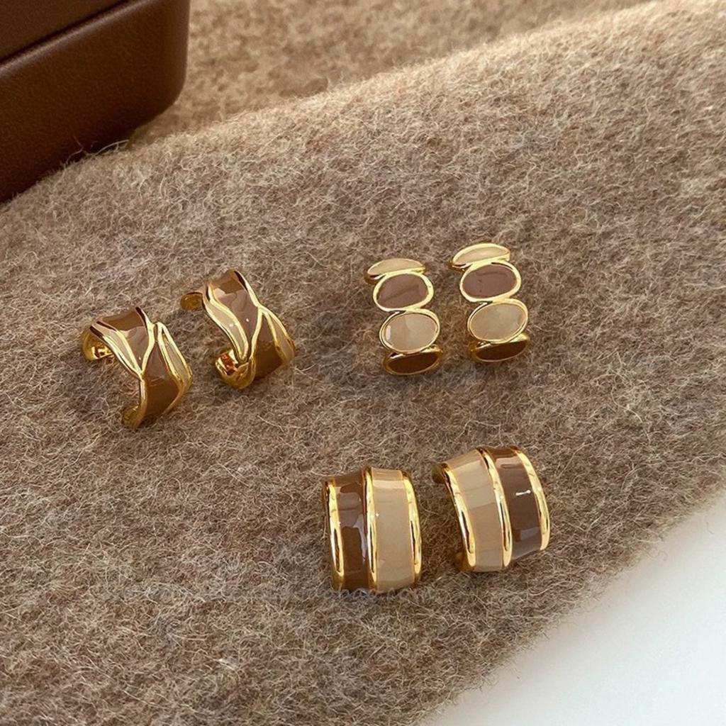 C-shaped Irregular Drip Glaze Earrings For Women, Design, High-end Stud Earrings With A Of Luxury.