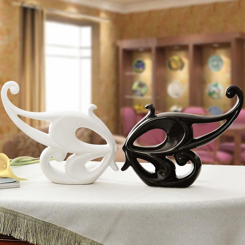 Modern Lucky Lovers Butterfly Ceramic Ornaments Home Livingroom Desktop Figurines Decoration Cafe Club Bookcase Furnishing Craft