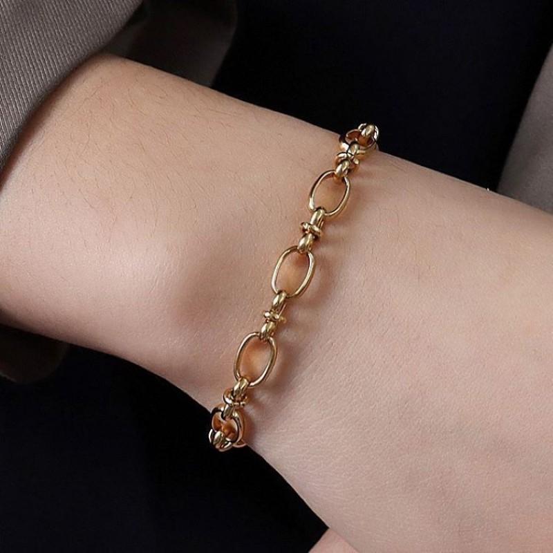 Minimalist Geometric Interlocking Chain Bracelet Women 18K Gold Plated Titanium Steel Hypoallergenic Lightweight Luxury