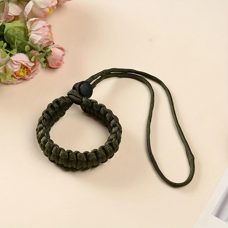 Polyester Dog Leash Adjustable Wrist Strap Retractable Anti-Fall Design Secure Control Accessory for Small Dogs