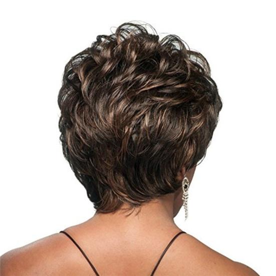 Perruque synthétique courte bouclée avec frange pour femmes, aspect naturel, soyeux, en Fiber de haute température, cheveux synthétiques noirs pour dames d'âge moyen