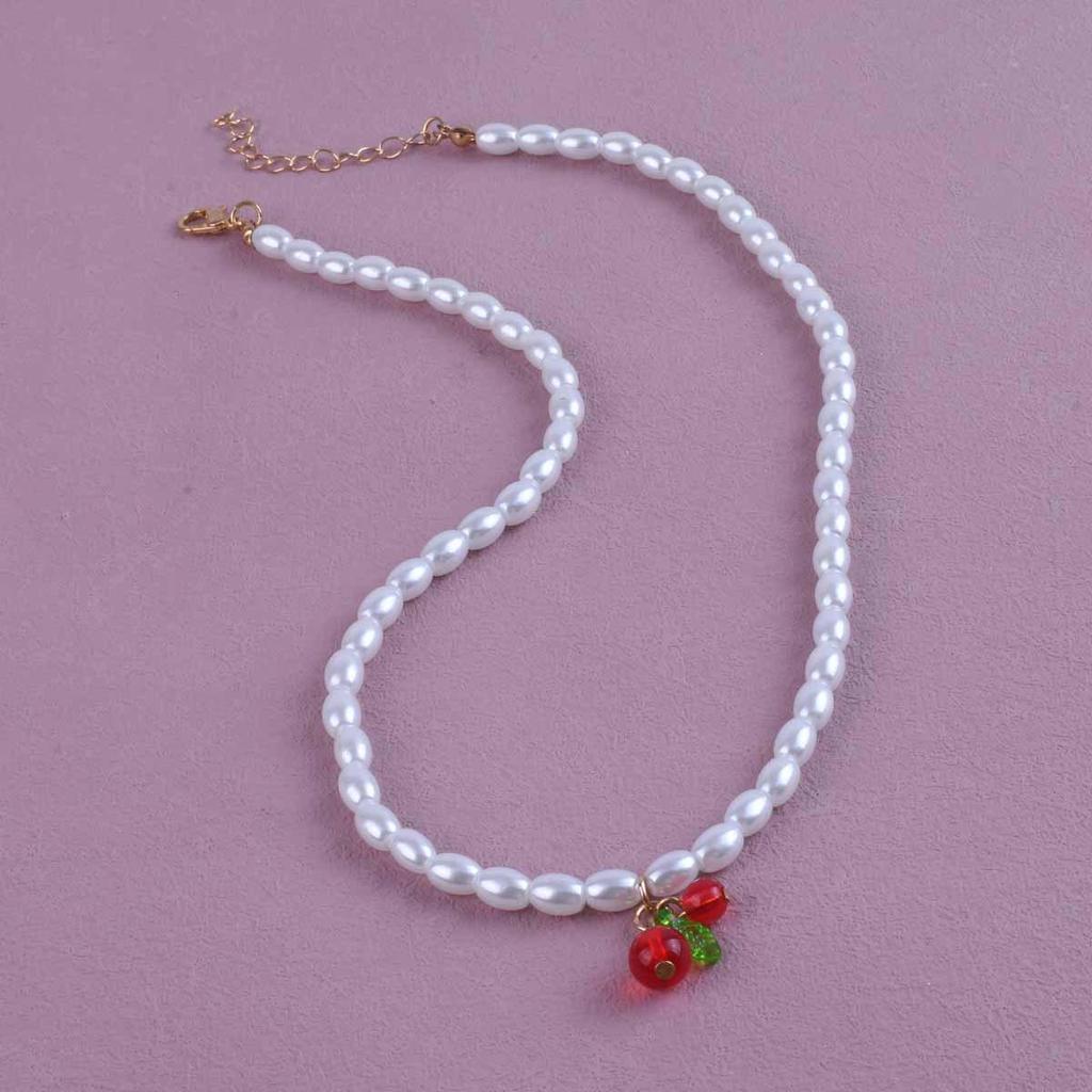 Adjustable Elegant Pearl Cherry Necklace for Women - Luxurious, Sweet, Fresh, and High-End Collarbone Chain