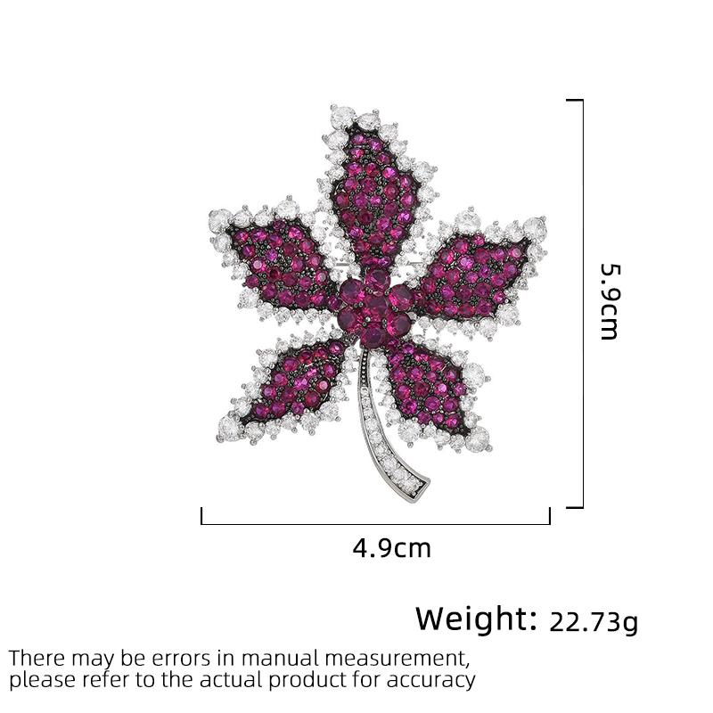 Women's Light Luxury Design Elegant Inlaid Zircon Maple Leaf Brooch Fashionable And Versatile Niche Design Sense Brooch