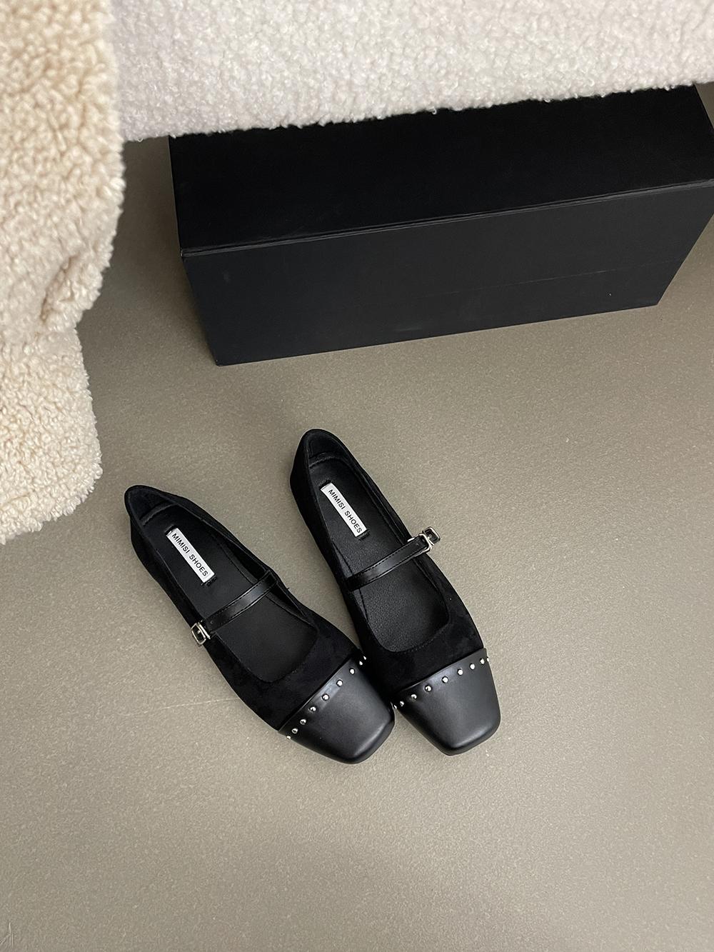 

fashion Black Brown Khaki Fashion Women Flats Loafers Belt Buckle Flat Low Heeled Flock Dress Shoes Woman Sexy Pumps Loafers Size 35-39 5.5 чёрный