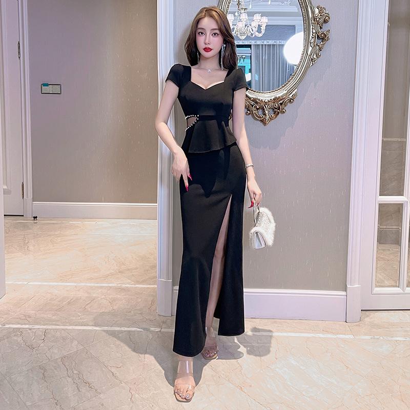 Waist-cinching slimming women s slimming dress, pure and alluring style, elegant new hip-hugging bag S