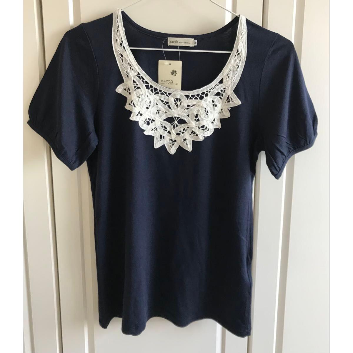 earth music&ecology lace collar T-shirt navy unused