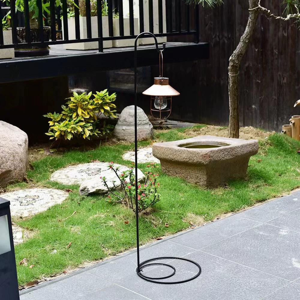 

Устойчивая к ржавчине кованая железная стойка-крюк пастуха для декоративного освещения в помещении/на улице Diameter 1.0cm, Height 1.2m чёрный