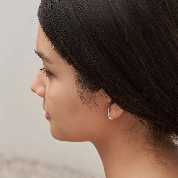 C-Curve Earring