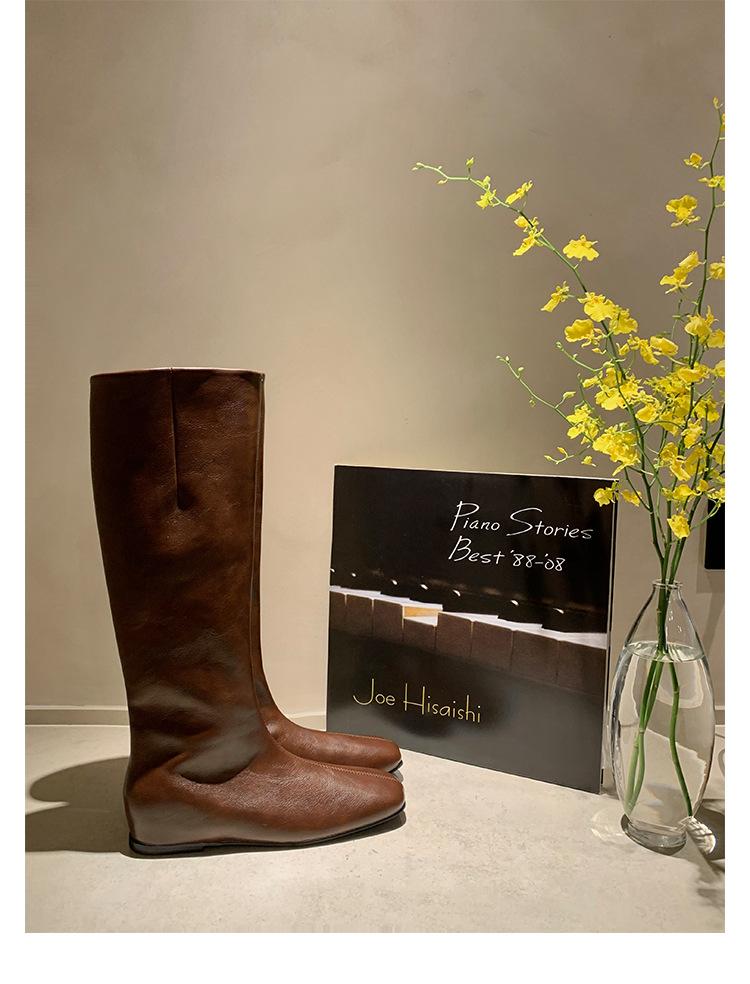 Grape mother autumn and winter new inner height increase 4cm~ versatile square round head flat bottom inner height increase medium boots women's kn