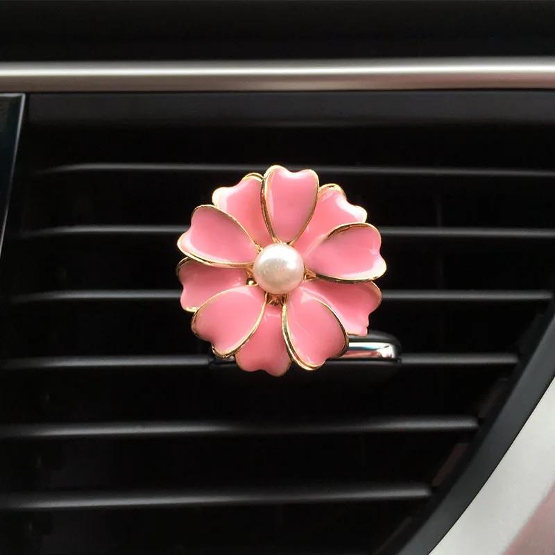 

3pcs Car Outlet Vent Perfume Clips Car Air Freshener Conditioning Aromatherapy Small Daisy Interior Decoration Accessories