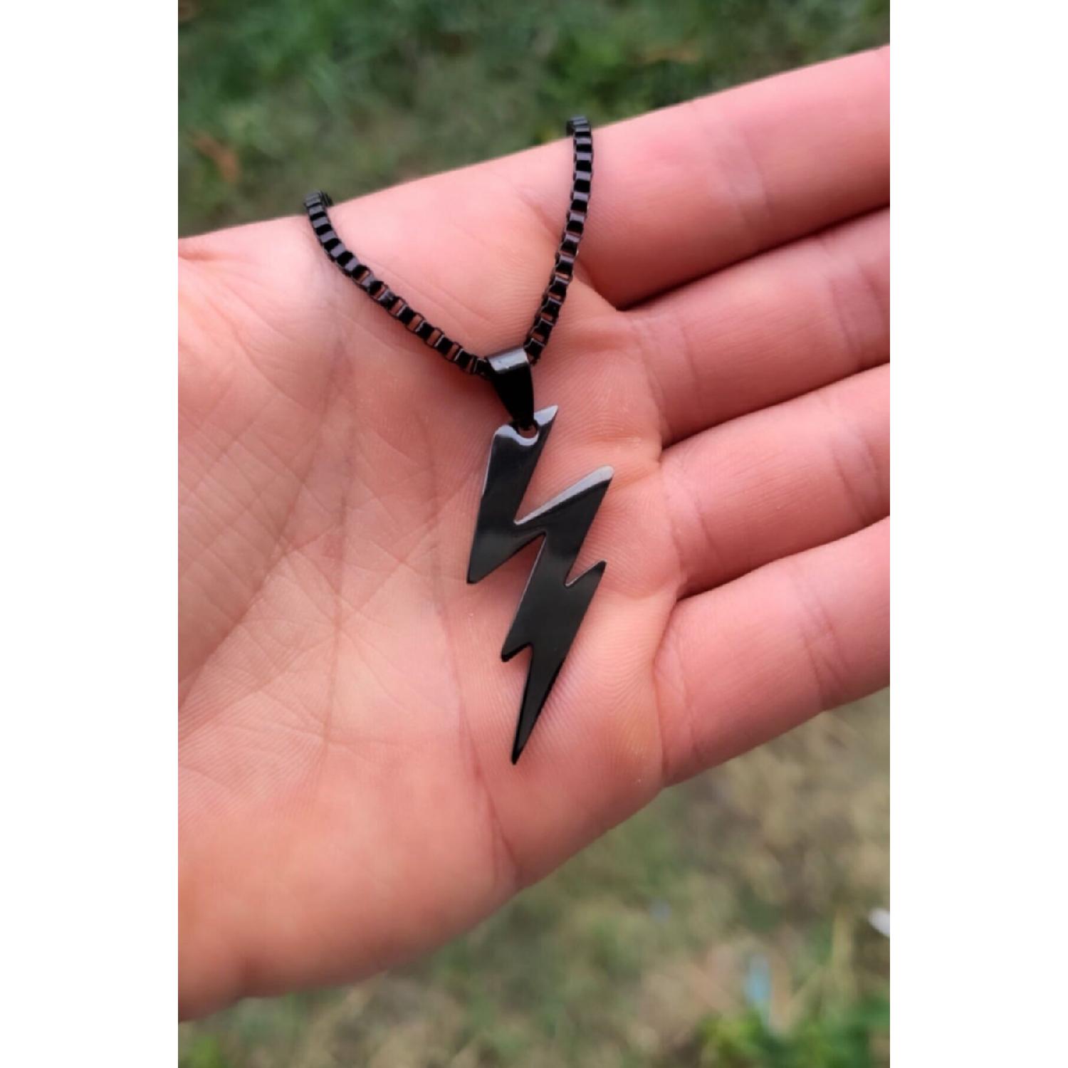 

Чорне чоловіче намисто Lightning Model
