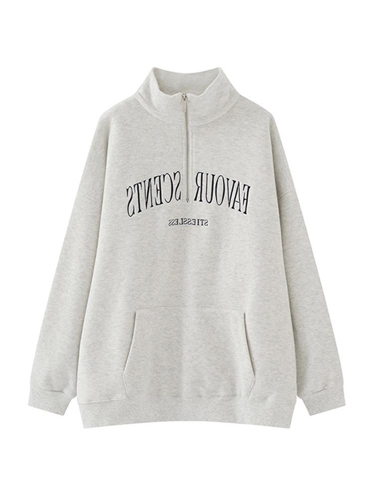 Damska oversize szara bluza retro z kołnierzykiem polo, top z półzamkiem - styl jesienno-wiosenny