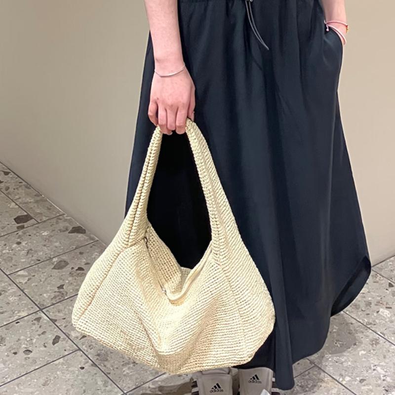 Straw Textured Tote Bag Stylish Beach Vacation Shoulder Bag Zippered Large Capacity Handbag Wide Shoulder Strap Underarm Bag