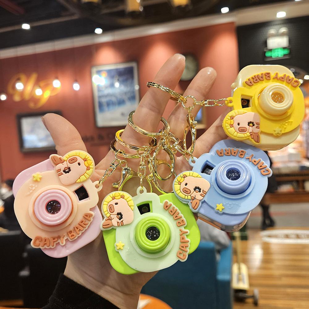 Niedliche Mini-Projektionskamera Cartoon Leuchtendes Projektionslicht Damenhandtasche Schlüsselanhänger Anhänger