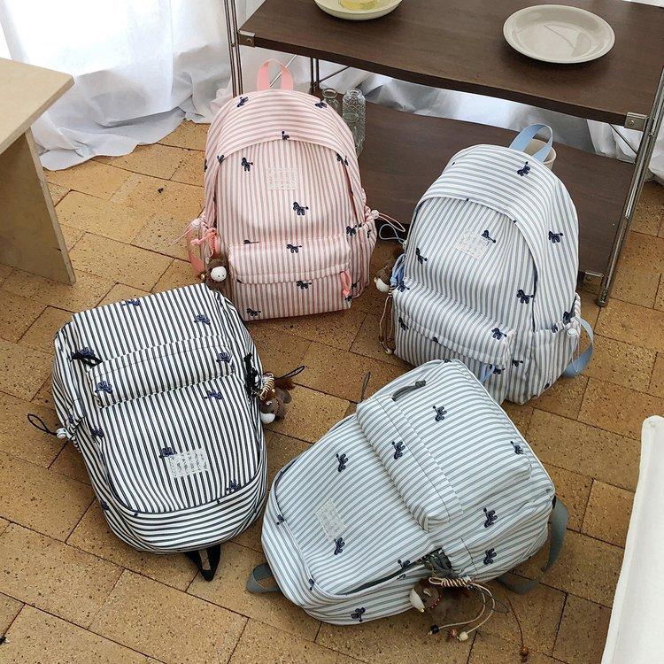 Schoolbag: New Korean-style striped backpack, fresh student backpack, versatile school bag, large-capacity commuter student backpack