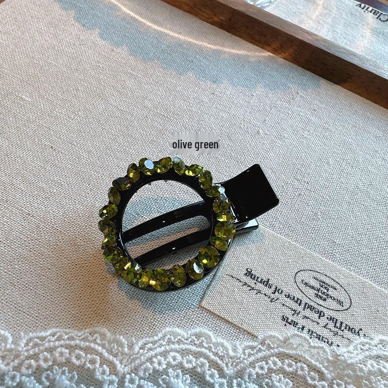 

Корейская заколка-уточка со стразами