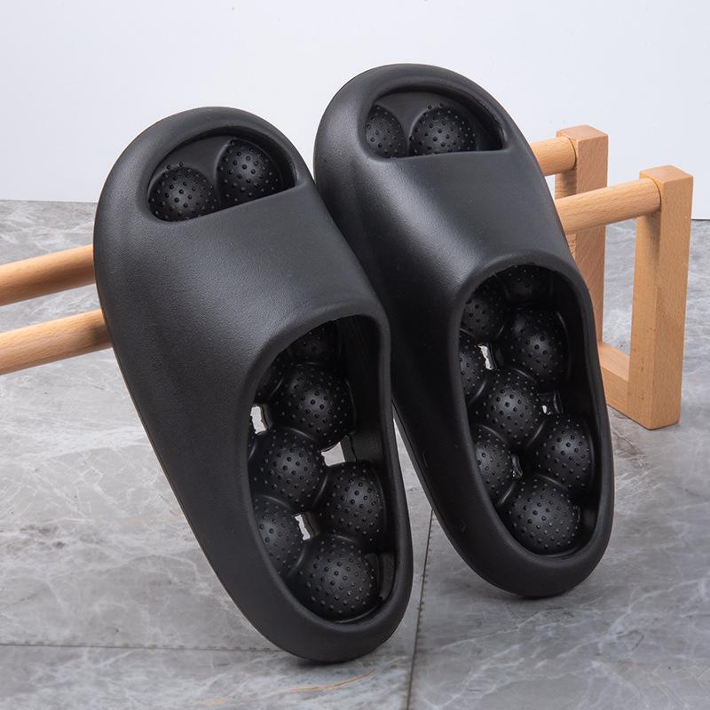 Men's Non-Slip Thick-Soled Summer Indoor Slippers with Unique Massage Design