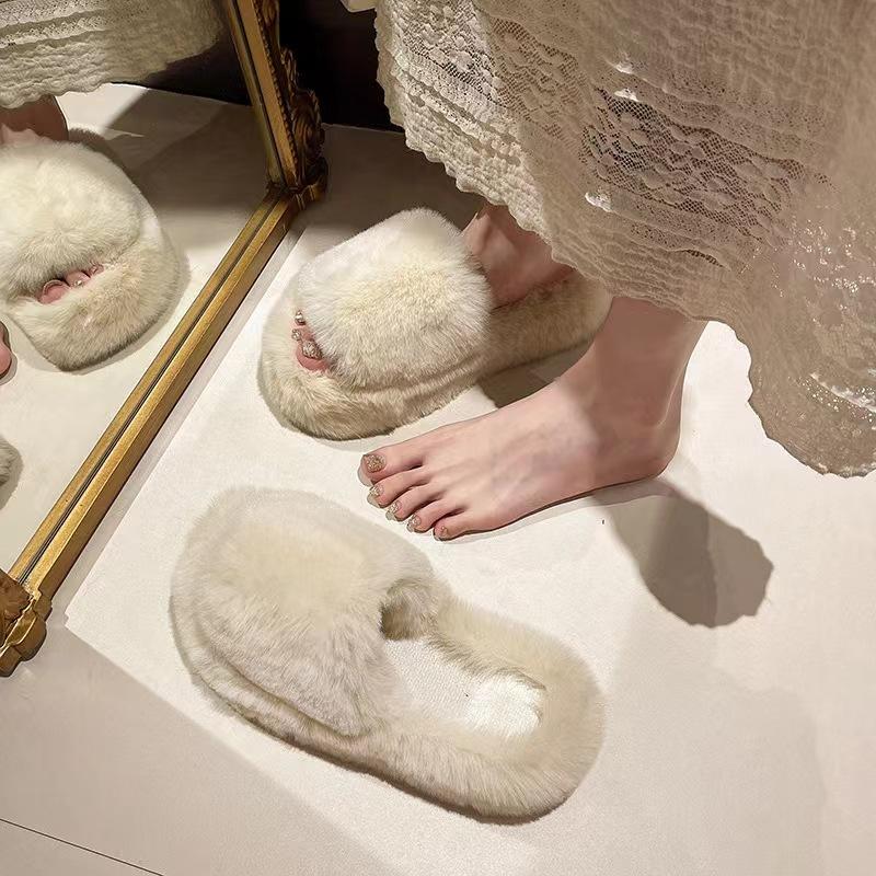 Mao Mao slippers women's new high-end outdoor wear versatile autumn and winter one-word thick-bottomed cotton slippers