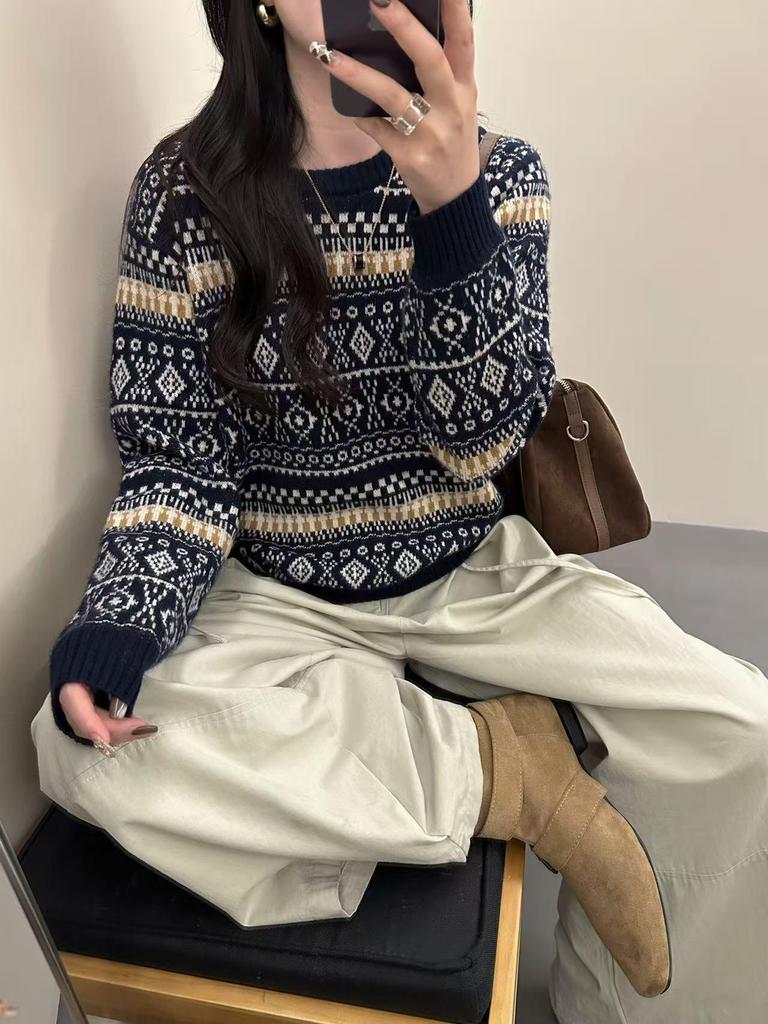 Women's Retro Fair Isle Crew Neck Pullover: Autumn/Winter Fashion Slimming Knitted Sweater