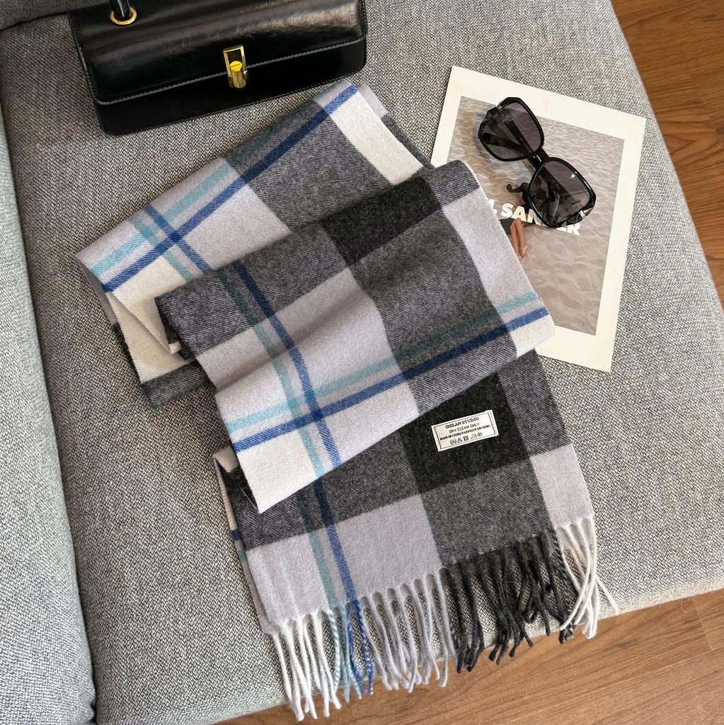 2025 Unisex 100% Wool Scarf: Versatile and Warm for Autumn & Winter
