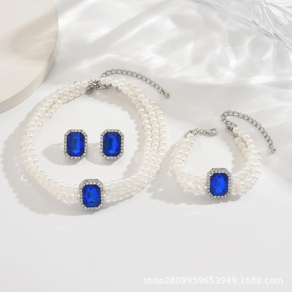 Dress Jewelry Direct Sales Necklace Earrings Two-piece Set Flower Bride Retro High-end Design Set