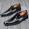 Fashion New Men Gold Black Rivet Slip On Casual Shoes Brand Designer Formal Wedding Dress Homecoming Footwear Zapatos Hombre