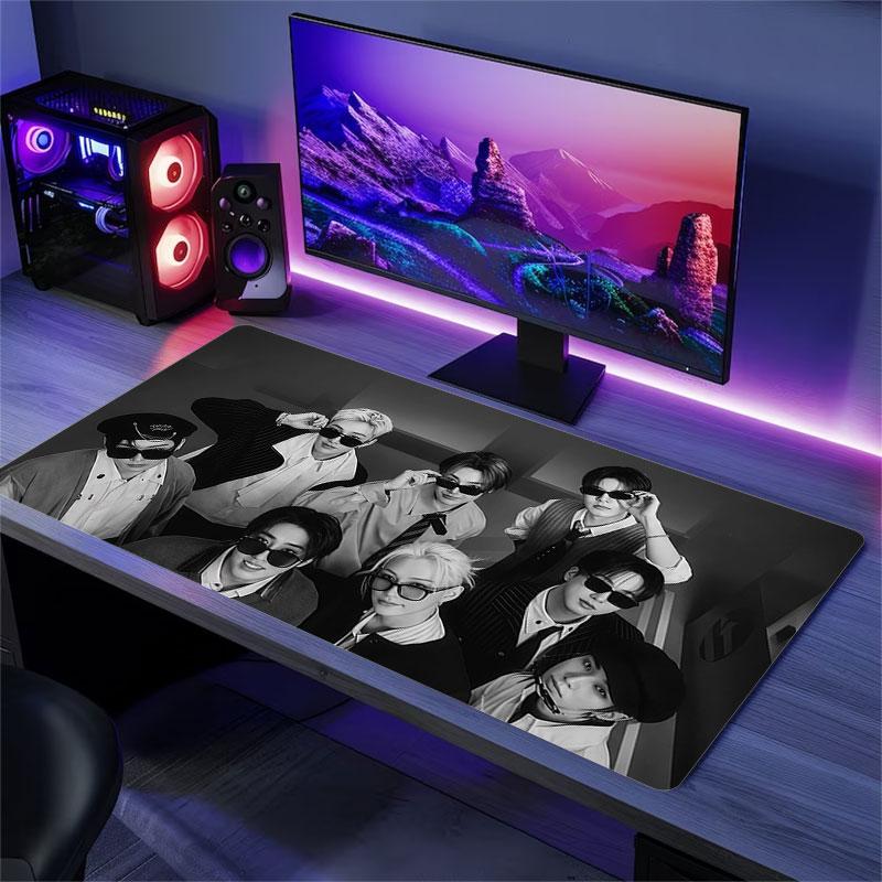 SKZ Poster Mouse Pad, Large Gaming Desk Mat, Non-slip XXL Mousepad for Laptop & Tablet, Mini PC Playmat with Stitched Edges