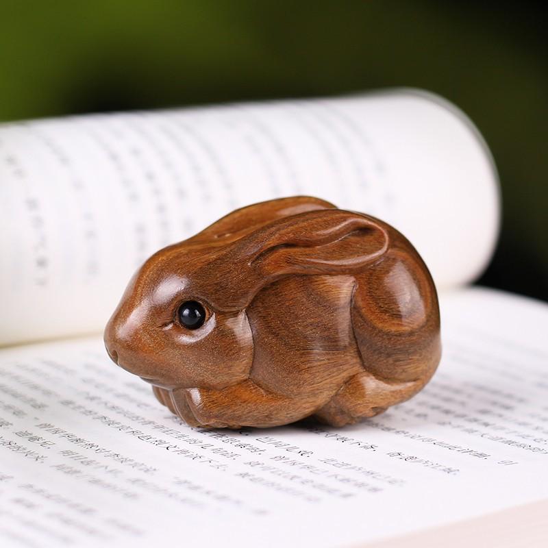 Cute Small Wooden Rabbit Figures 1.37" Green Sandalwood Carving Zodiac Rabbit Handicrafts Desk Home Decoration DIY Pendant Gift