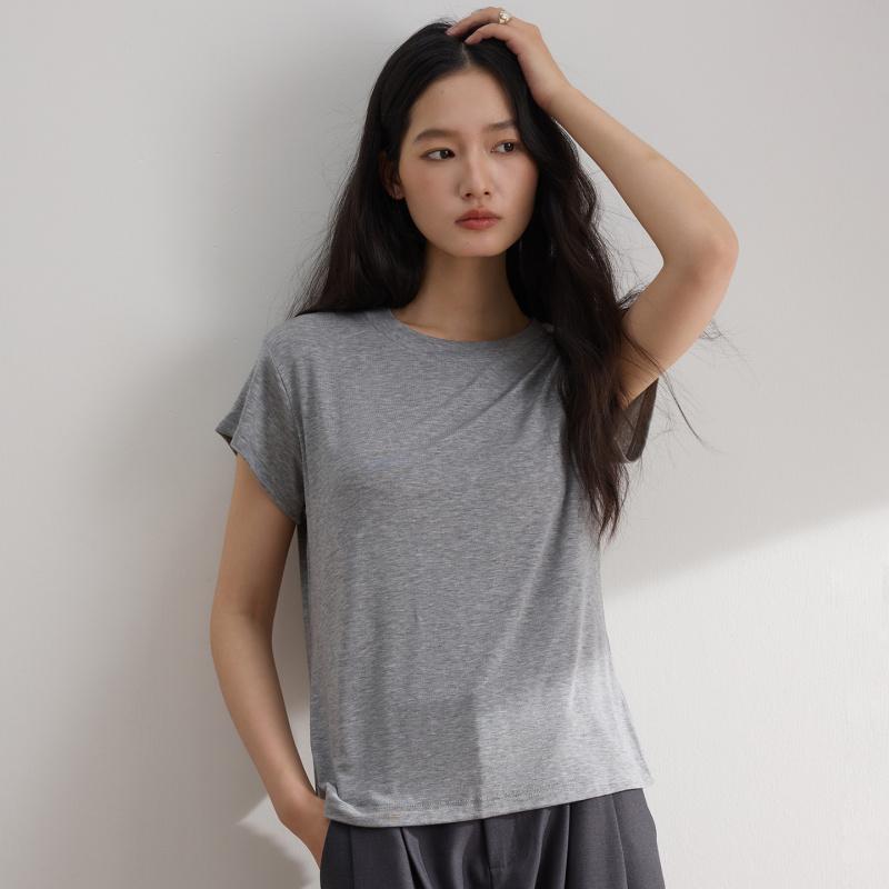 Lyocell women's round-neck t-shirt top, spring/summer 2026 new model, skin-friendly, breathable, slimming, short-sleeved