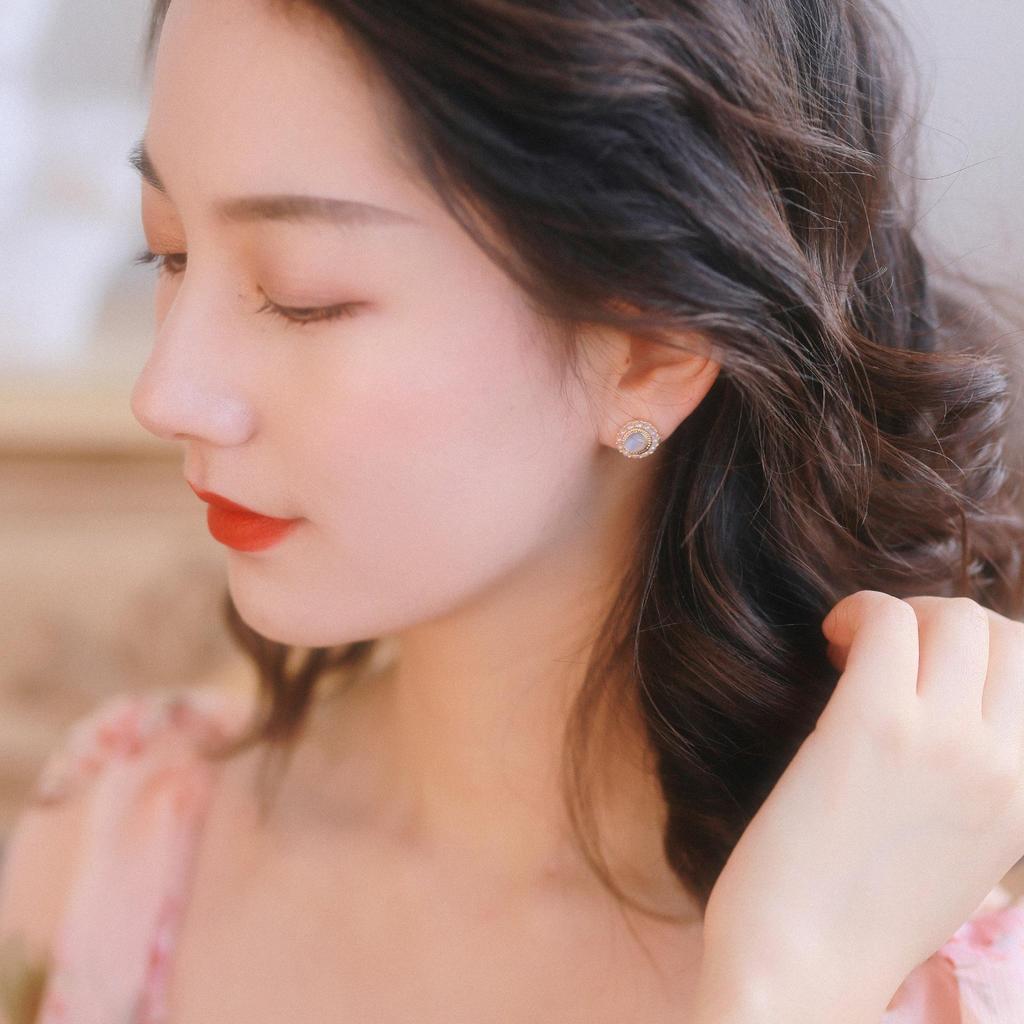 S925 Sterling Silver Pearl Stud Earrings - Hong Kong Style, Retro, Simple, Elegant, Light Luxury