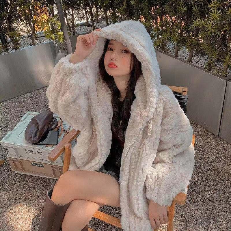 Lamb Wool Imitation Fur Coat Women's New Winter Cotton Thickened Lazy Wind Hooded Cardigan Sweater