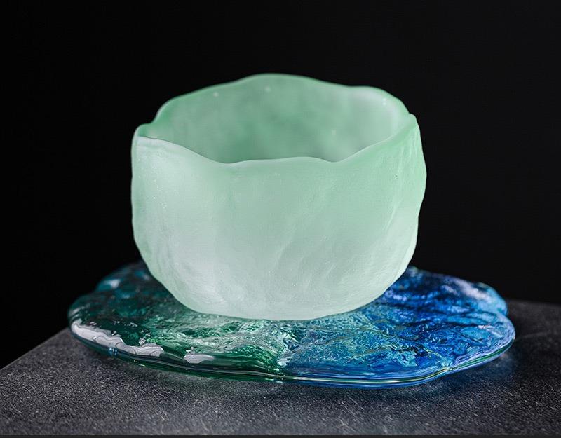 Japanese-style glacier blue-green national tide wind small teacup, sake cup, glazed cup, hostess, teacup tea cup, hand frozen