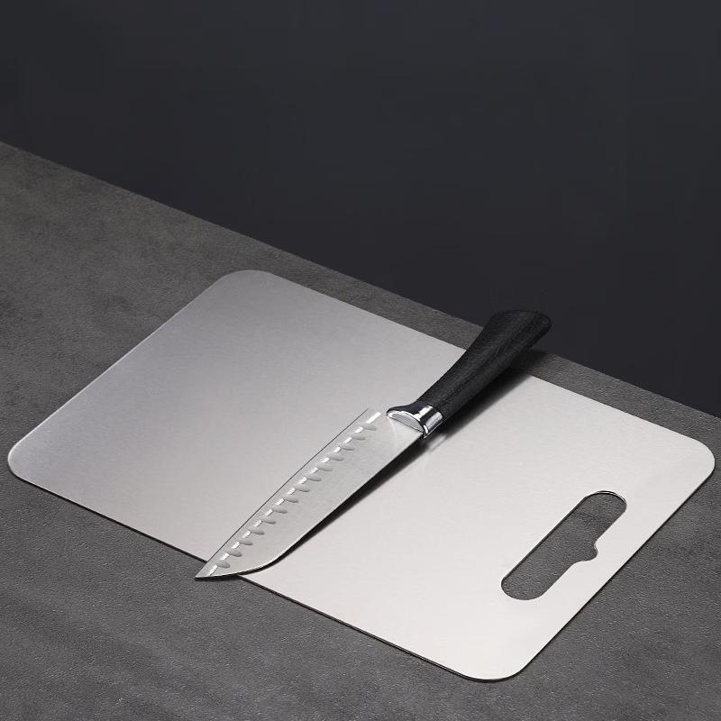 Ru Han Portable Square Titanium Cutting Board