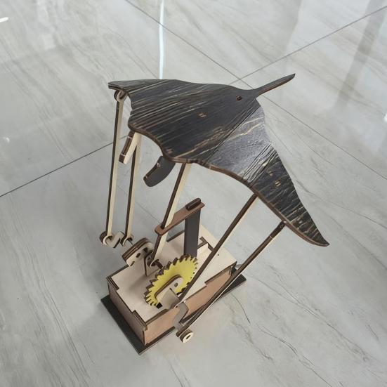 Ornament Electric din Lemn Manta Ray Făcut Manual Artizanal Manta Ray Bionic Automaton Realist Animal Marin Mecanic Decor Birou Casă