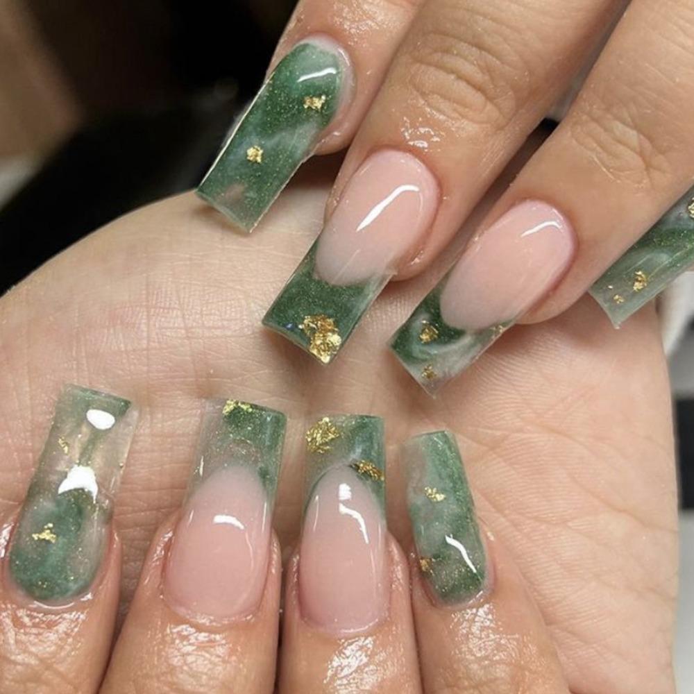 

Wearable Manicure False Nail Fan-Shaped Nail Tips Fashion Press on Nails Girl
