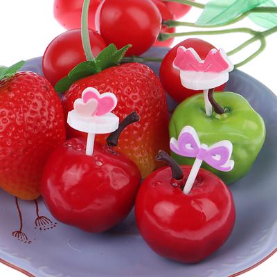 8 Pièces Brochettes de Fruits pour Enfants Brochettes Dentaires Mini Créatives Fourchettes à Fruits Gâteaux Desserts Décoration Boîte à Lunch Accessoires Bento
