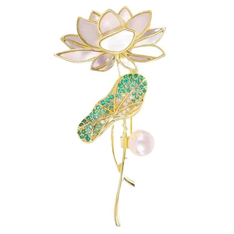 Mondbeschienene Lotus-Teich-Brosche, Elegante Brosche mit Lotusblatt und Lotusblume aus Imitat-Perlmutt, Exquisite Ansteckblume für Anzug