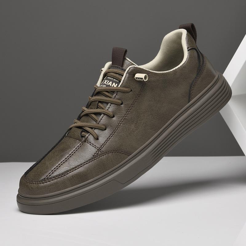 Men's shoes 2025 summer new men's leather surface waterproof casual shoes soft sole retro fashion non-slip wear-resistant board shoes tide