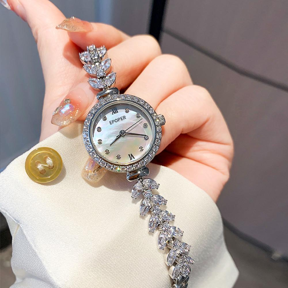 Eenvoudig Licht Luxe Fritillary Zeemeermin Exquise Dameshorloge High-end Waterdicht Veelzijdig Horloge