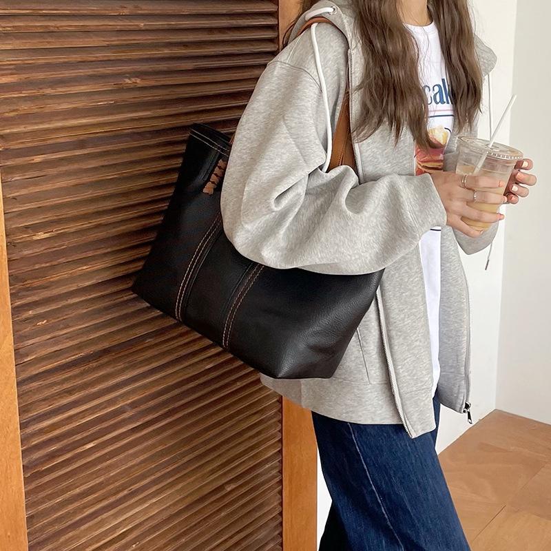 IELGY — фото 5