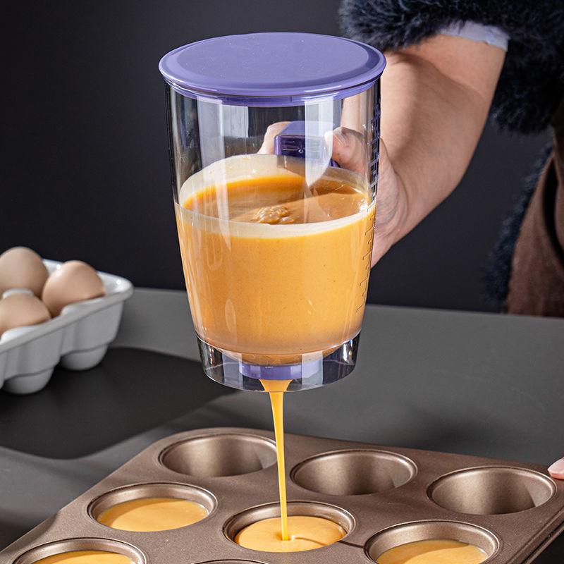 900Ml Batter Separator Dispenser With Measuring Label Squeeze Handle For Pancake Cake Waffle Batter Tool 1pc