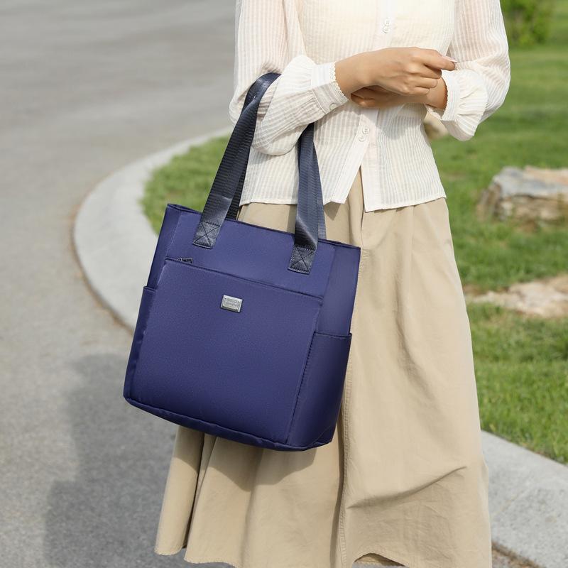 New fashionable multi-functional one-shoulder large capacity lightweight tote mommy bag portable casual women's bag
