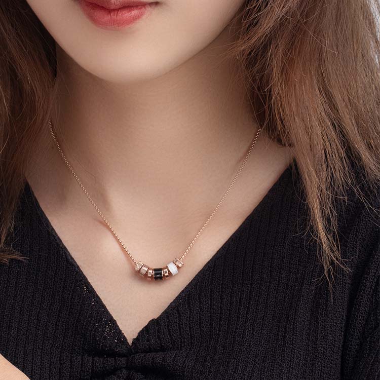 Emporio Armani Beaded Waist Pendant Necklace With Crystals Women Necklace EGS2424221