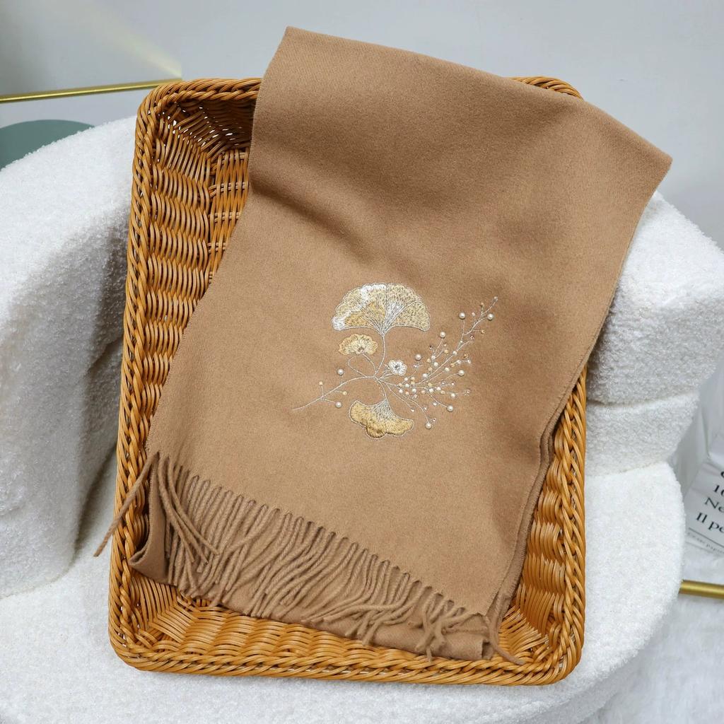 New Year's Embroidered Wool Scarf for Autumn and Winter Thickened Warm Scarf With Tassel