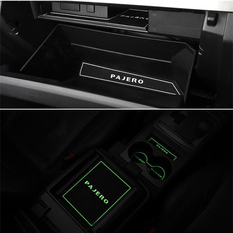 Applicable For Mitsubishi pajero pajero modified interior v93v97 door slot cushion storage box cushion silicone washable