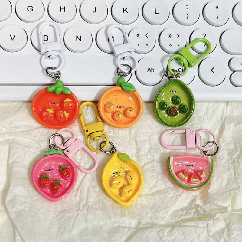 1Pcs/5Pcs Strong And Durable Gifts Women Keychain Wallet Resin Keychain Decoration Cute Fruit Keychain Hanging On Backpack