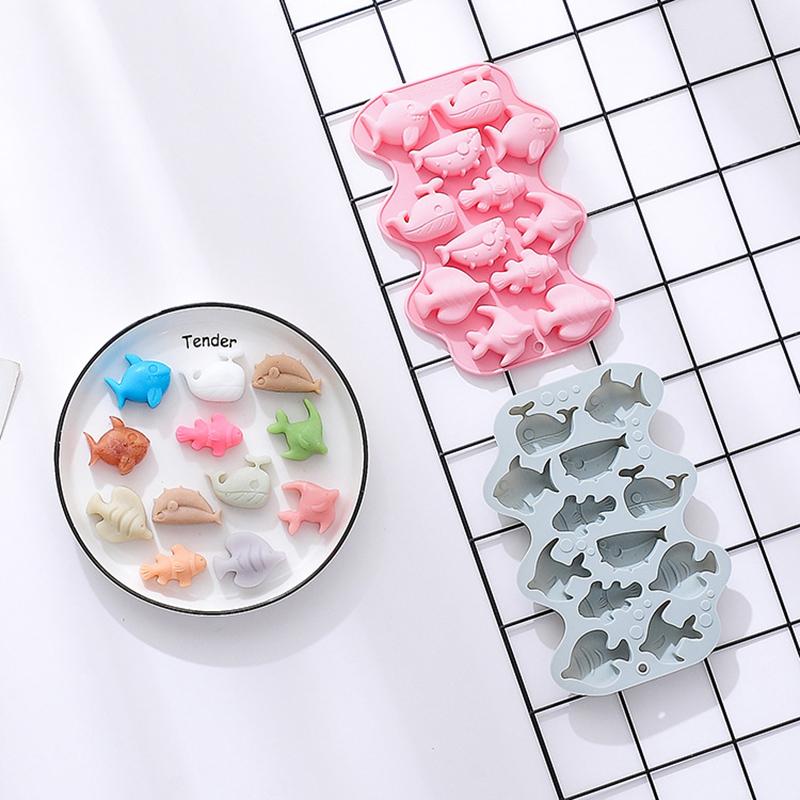 12 Cavity 3D Marine Fish Silicone Chocolate Mold Mix Animal Candy Biscuit Jelly Ice Cube Making Cake Decoration Baking Tool Diy