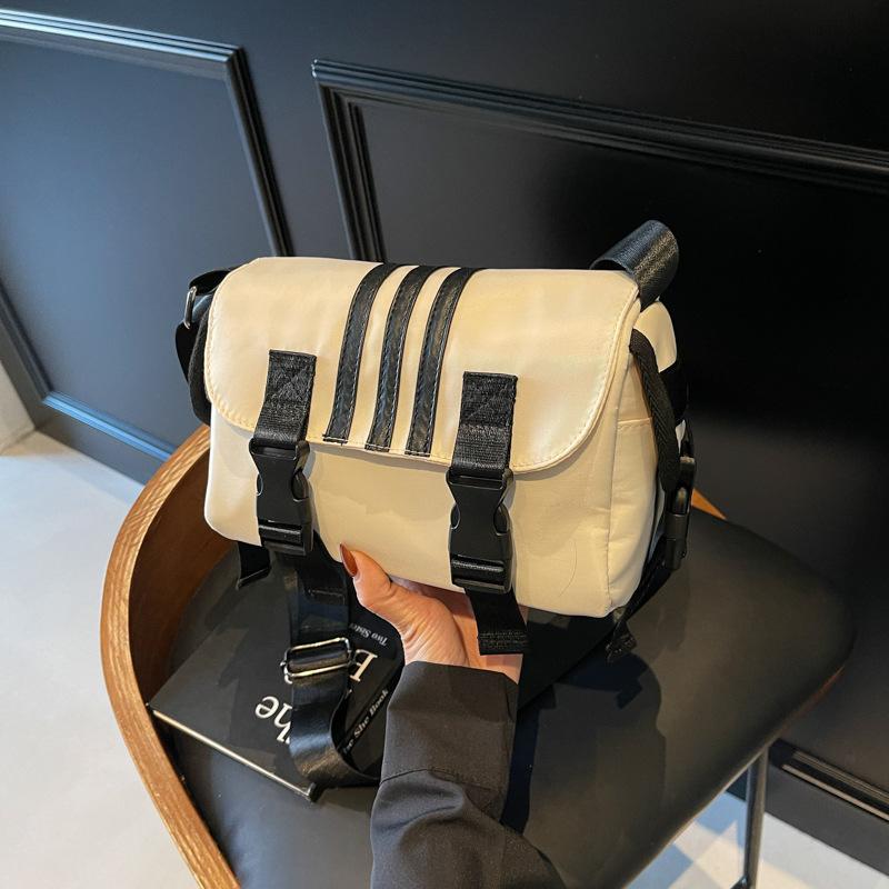 

Велосипедная функциональная дорожная сумка женская водонепроницаемая и износостойкая повседневная универсальная одноплечевая большой вместимости сумка-мессенджер спортивная сумка белый